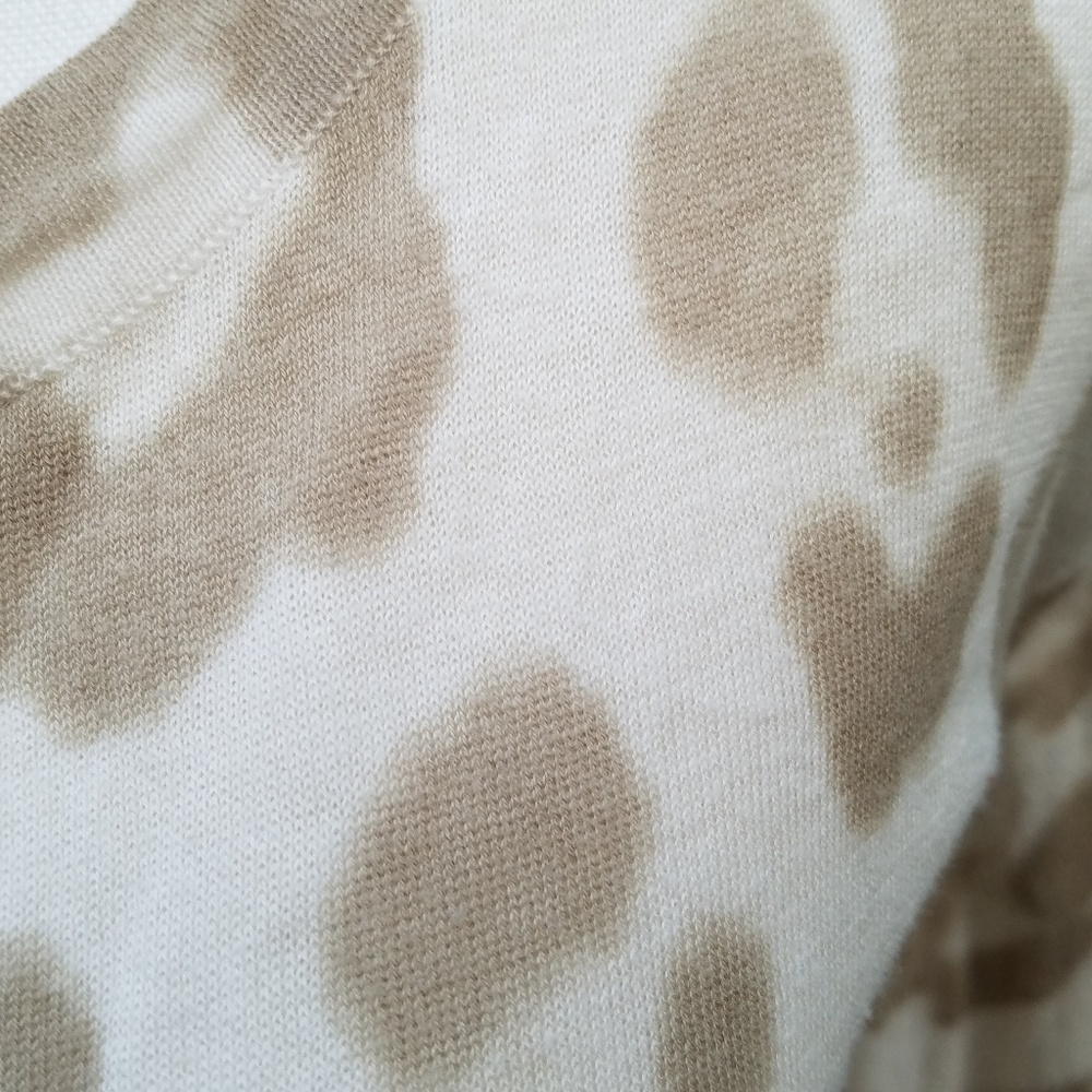 J Crew Cream Leopard Tissue Sweater, Fine Knit Cot - Picture 4 of 14